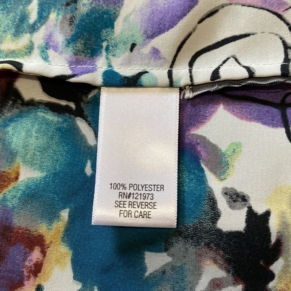 Vera Wang Summer Dress size 8p, perfect for summer parties. - Picture 4 of 5